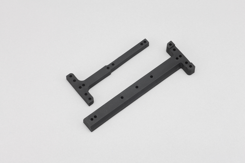 S4-003 - Front/Rear chassis brace